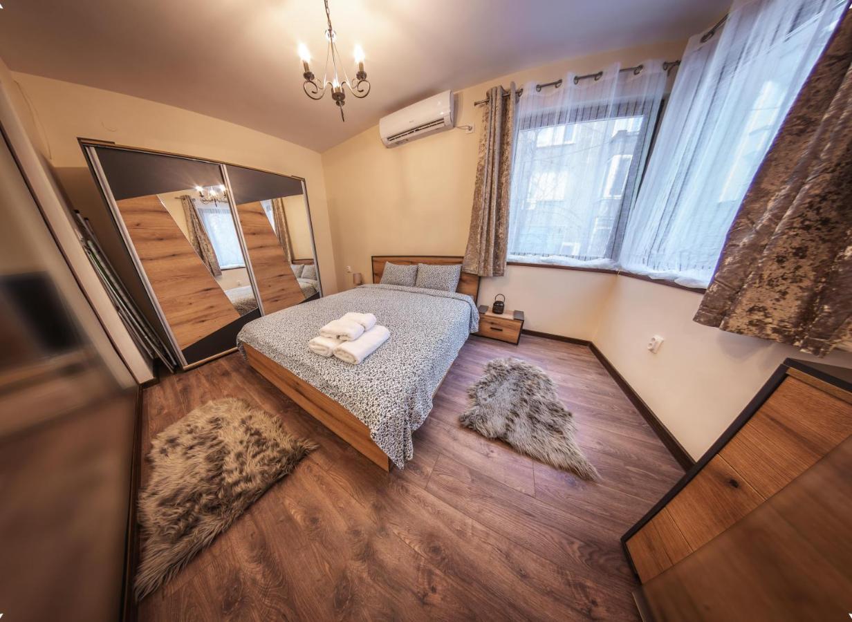 Design 1Bdr Apartment In Top Center - Free Parking โซเฟีย ภายนอก รูปภาพ